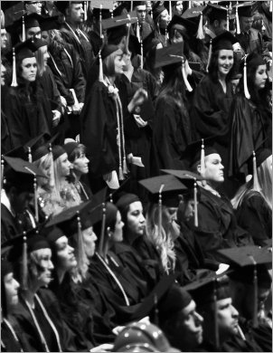 Op-Ed: New York Can Help Students Afford College—and Graduate